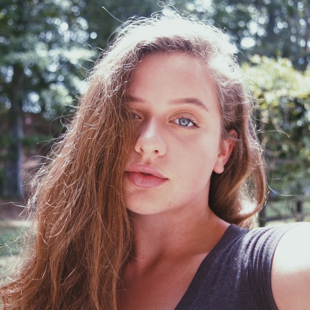 Meet your Posher, Elizabeth